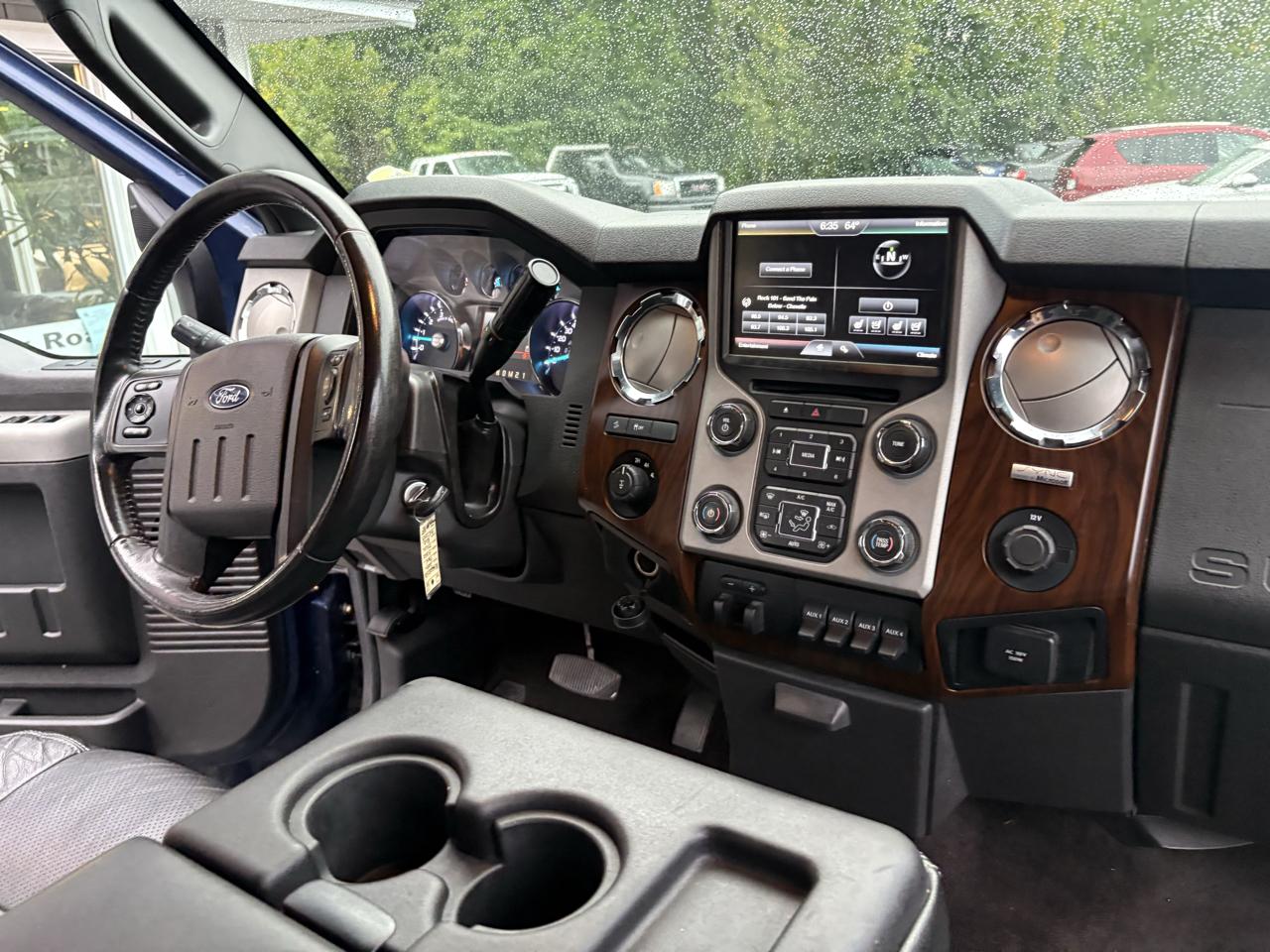 Ford F-350 SD Lariat Crew Cab Short Bed 4WD 2014