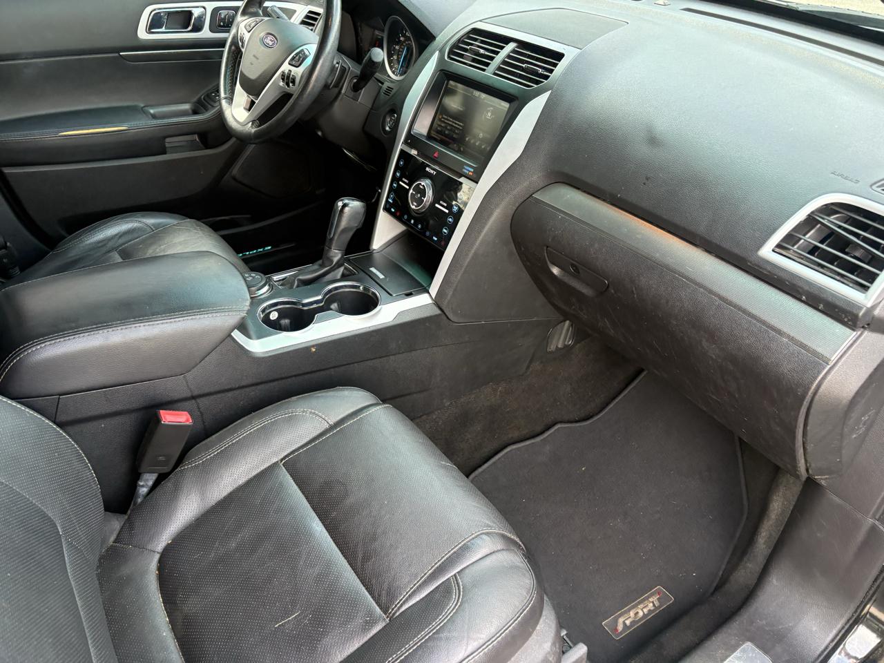 Ford Explorer Sport 4WD 2015