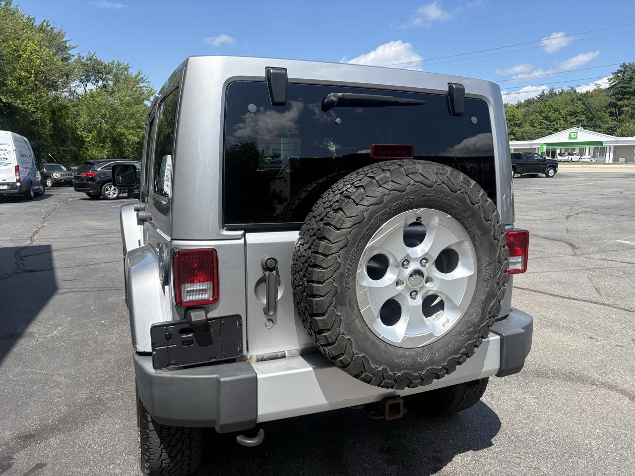 Jeep Wrangler Unlimited Sahara 4WD 2014