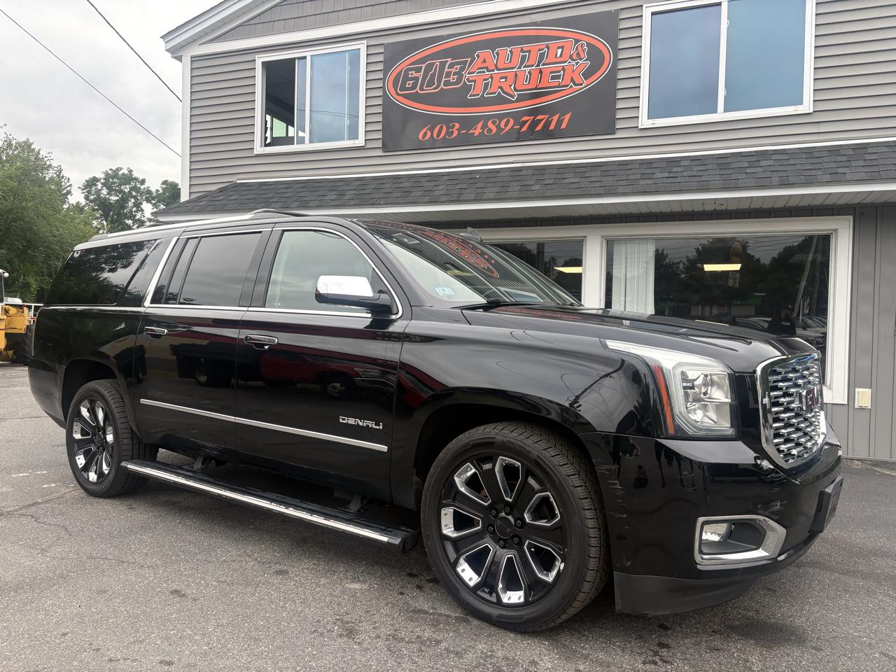 GMC Yukon XL Denali 4WD 2019