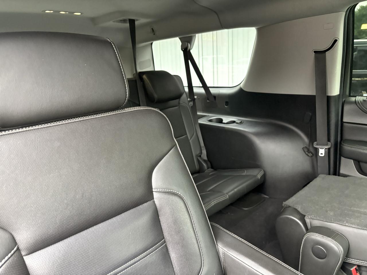 GMC Yukon XL Denali 4WD 2019