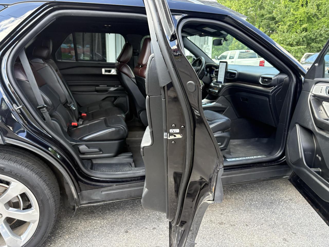 Ford Explorer Platinum AWD 2020
