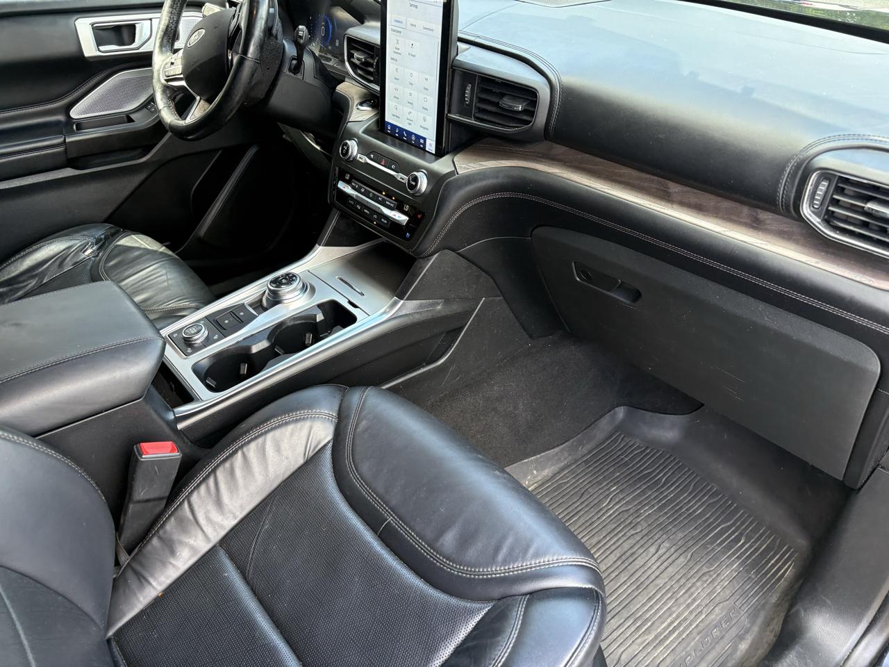 Ford Explorer Platinum AWD 2020