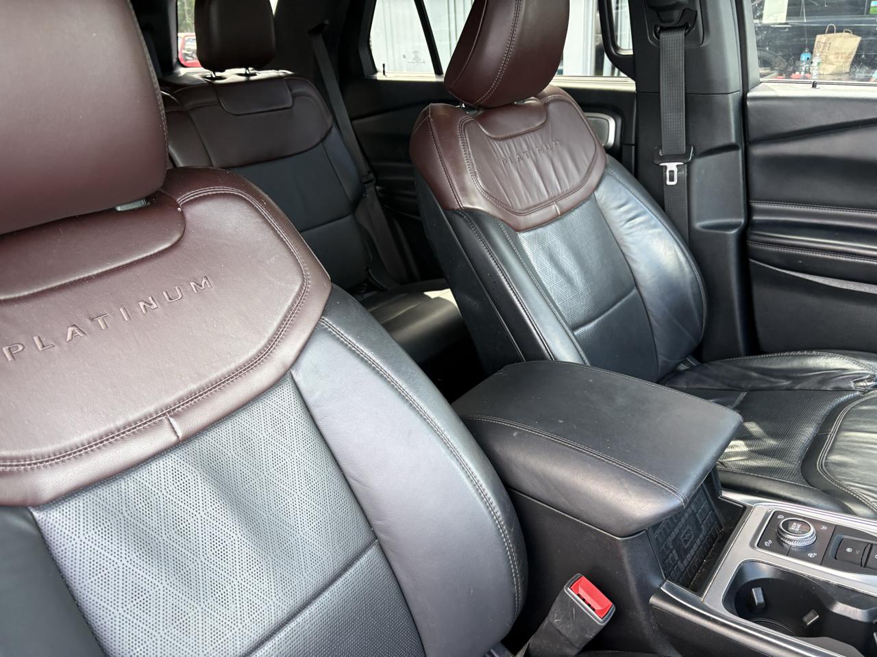 Ford Explorer Platinum AWD 2020