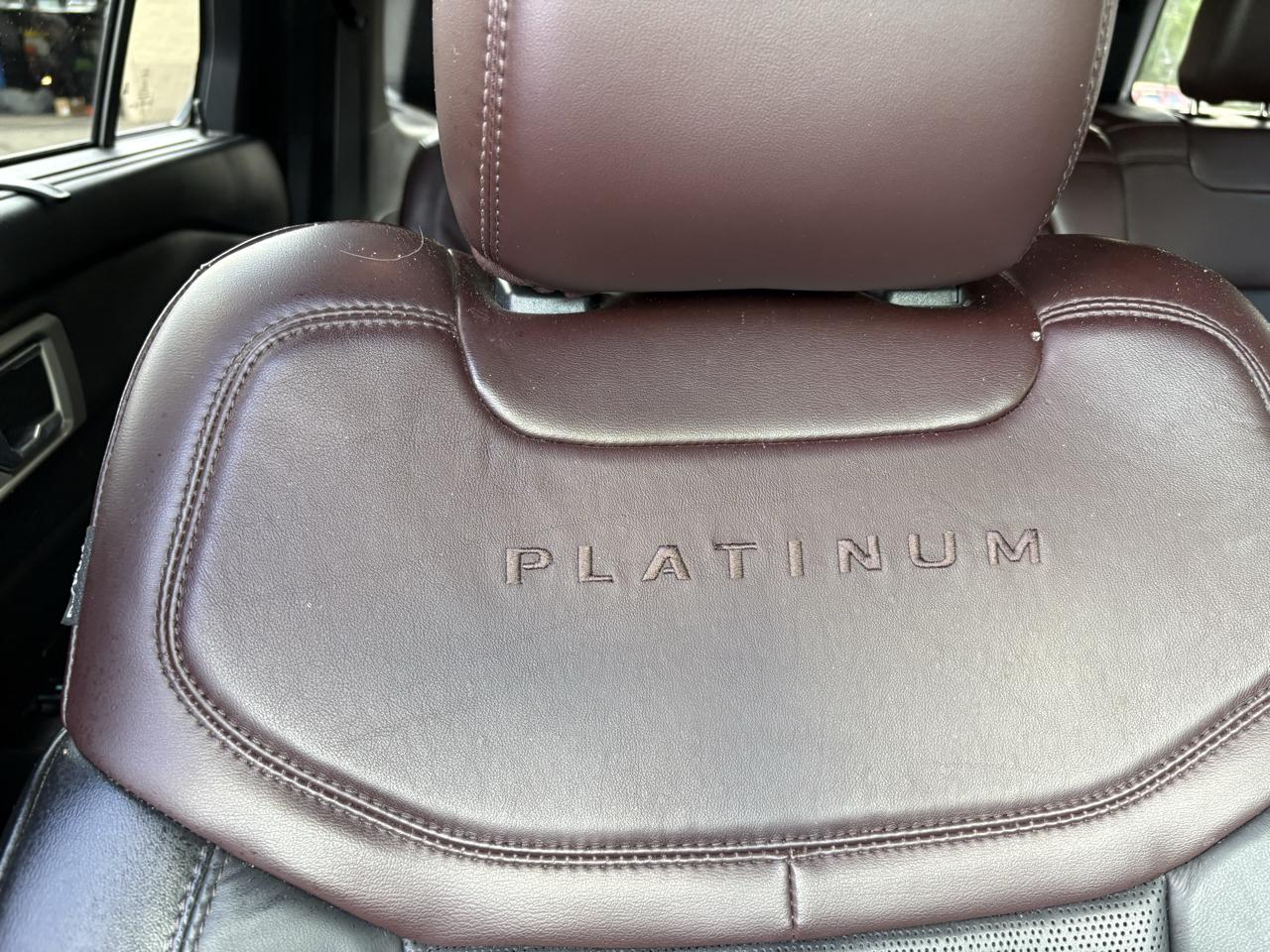 Ford Explorer Platinum AWD 2020