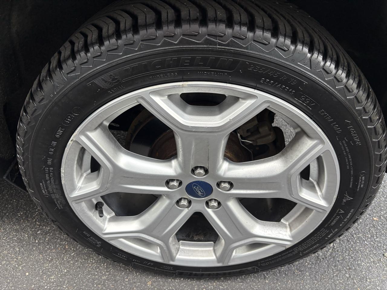 Ford Escape Titanium 4WD 2019