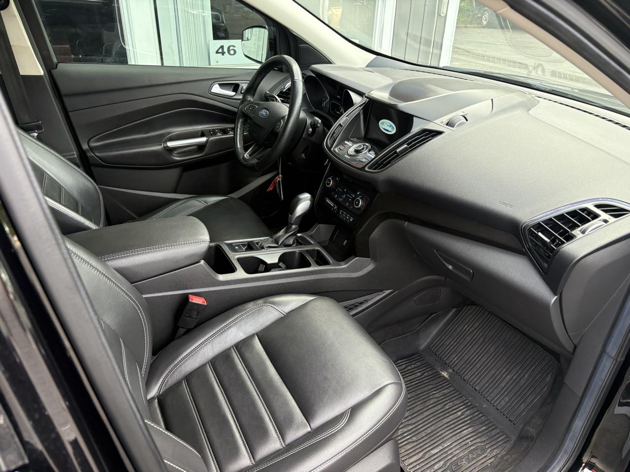 Ford Escape Titanium 4WD 2019