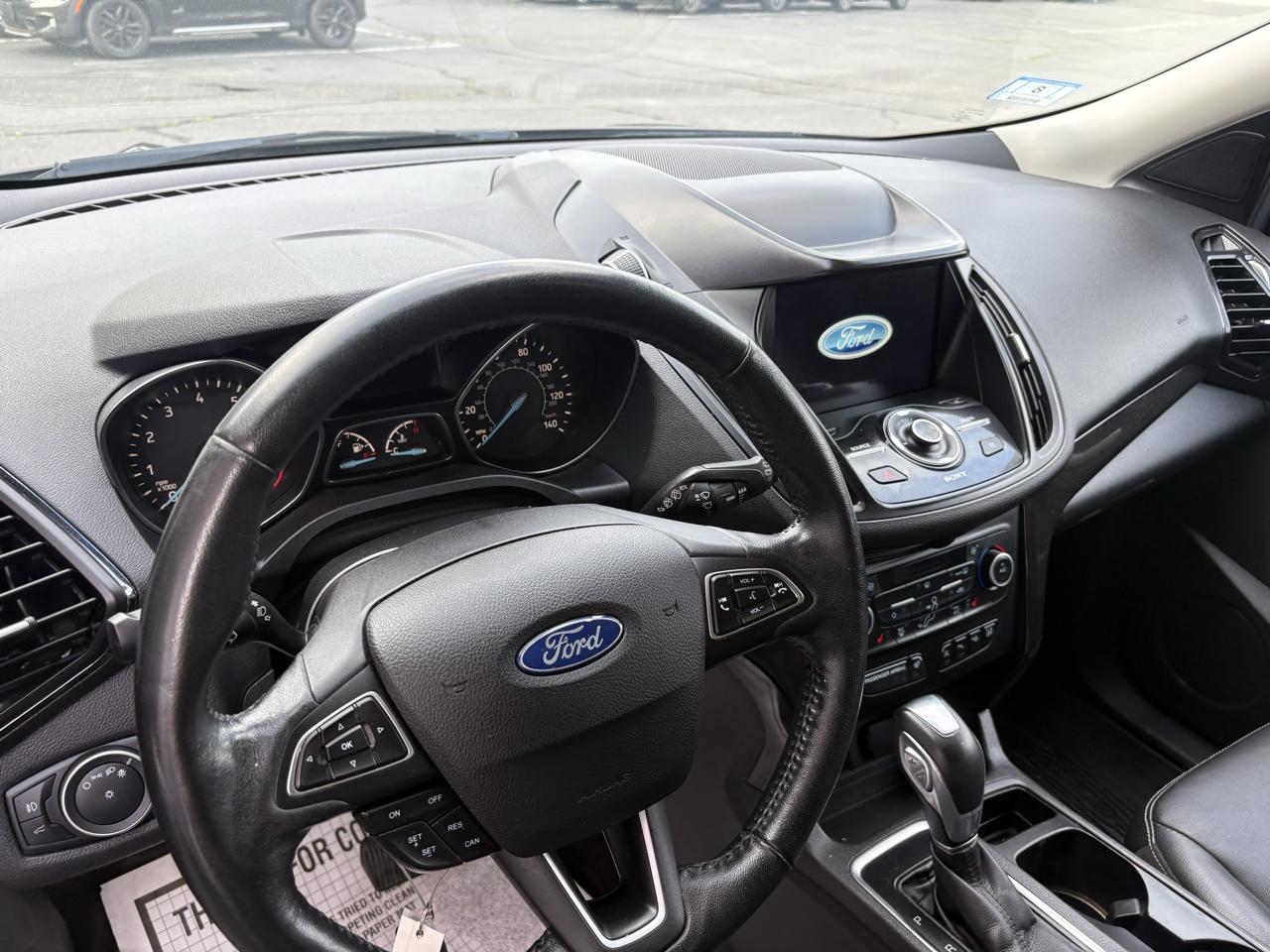 Ford Escape Titanium 4WD 2019