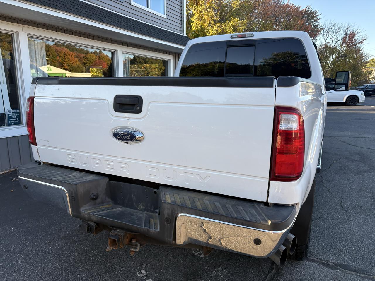 Ford F-350 SD Lariat Crew Cab Short Bed 4WD 2015