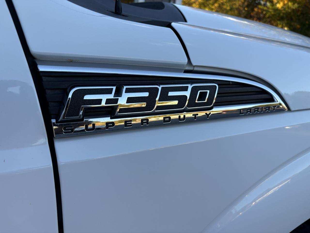 Ford F-350 SD Lariat Crew Cab Short Bed 4WD 2015