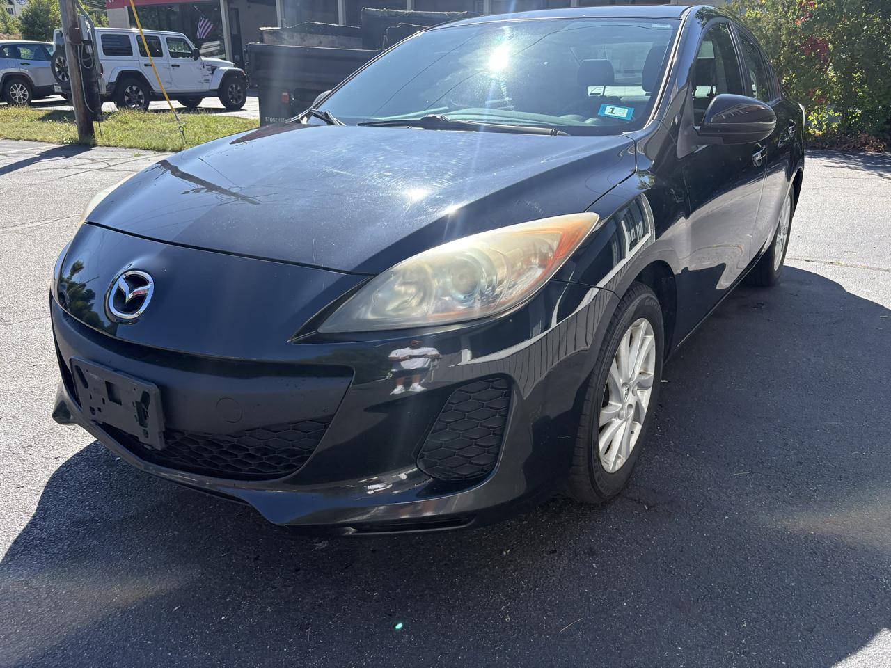 Mazda MAZDA3 i Touring 4-door 2012