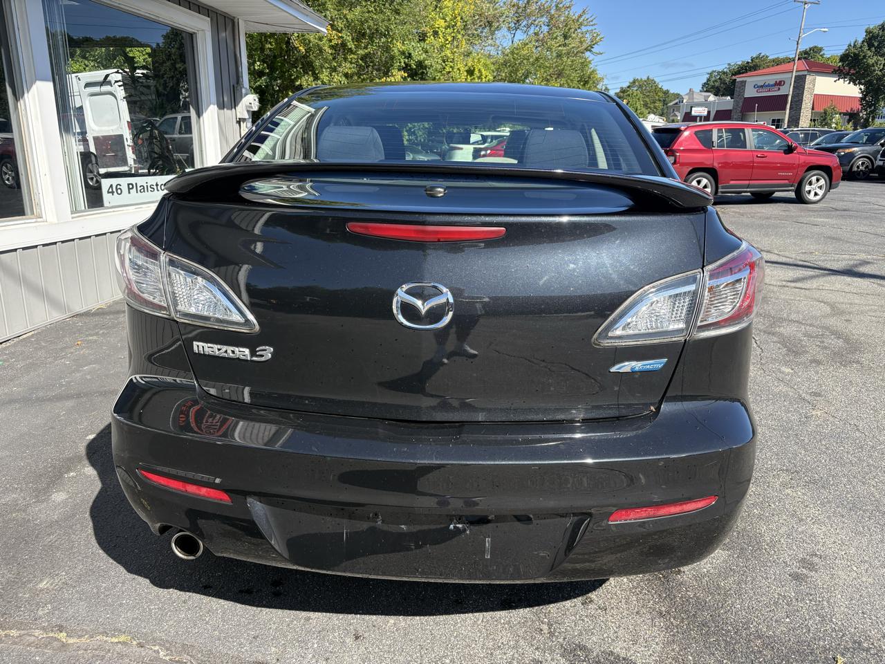 Mazda MAZDA3 i Touring 4-door 2012