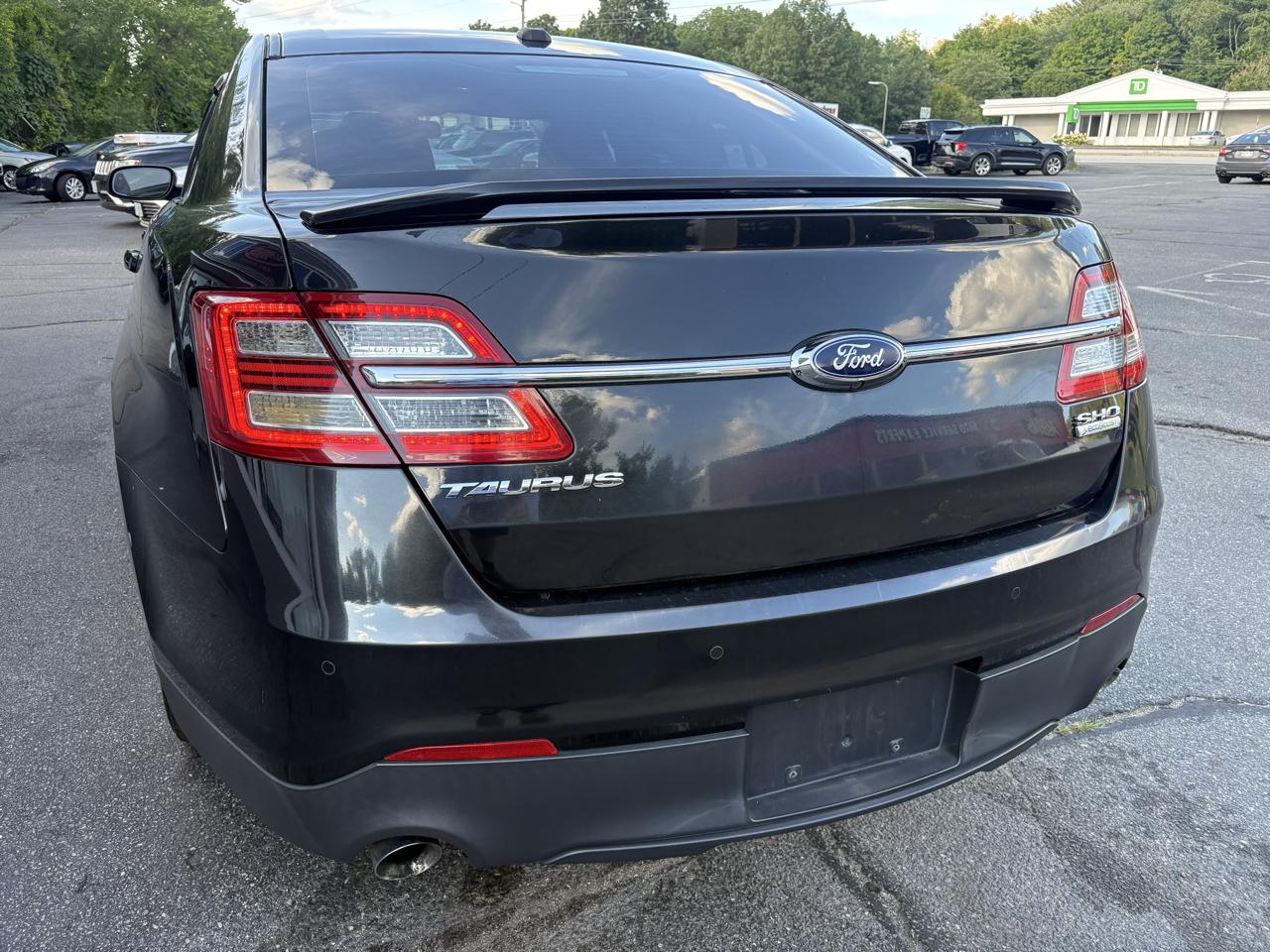 Ford Taurus SHO AWD 2013