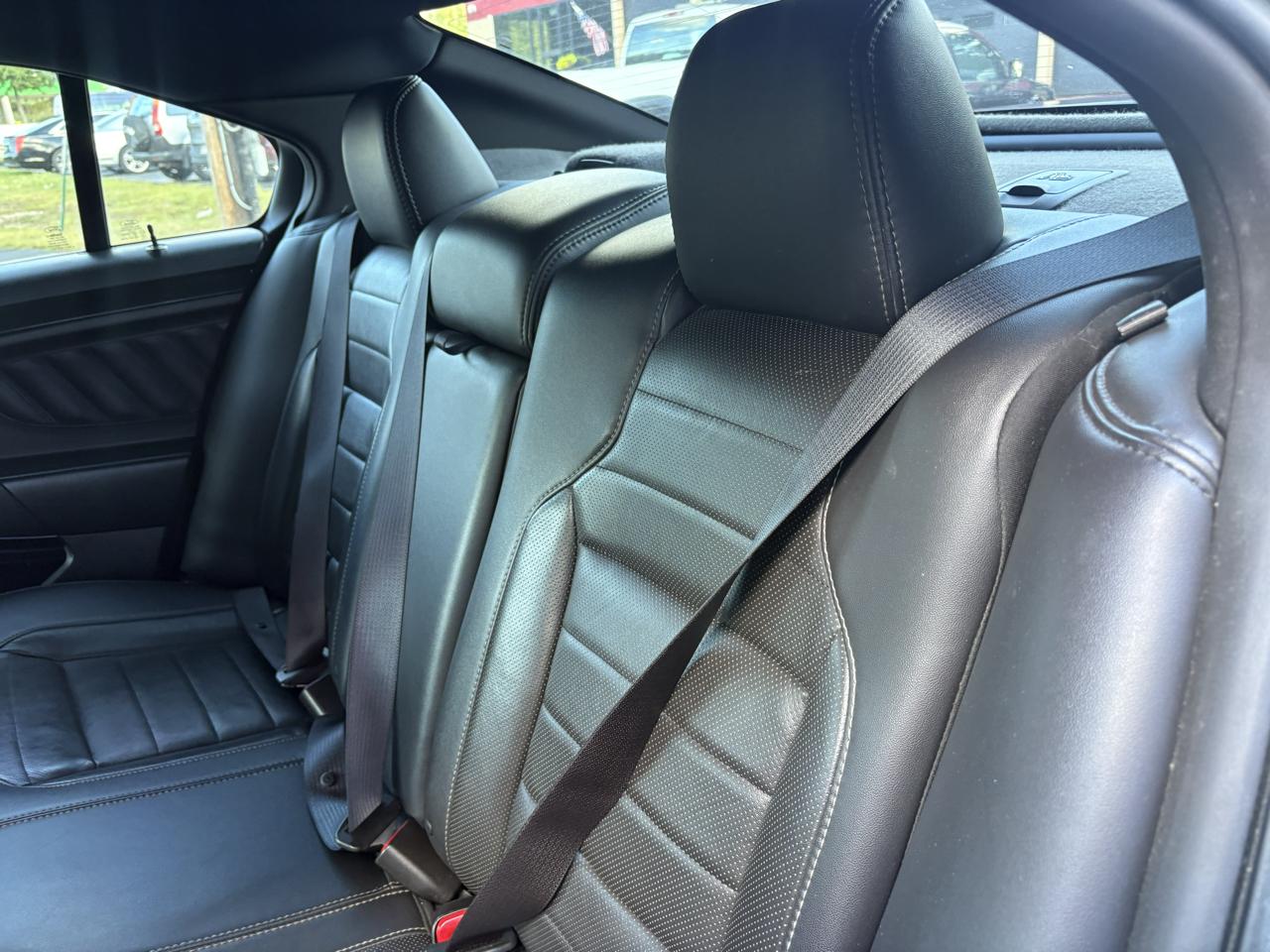 Ford Taurus SHO AWD 2013