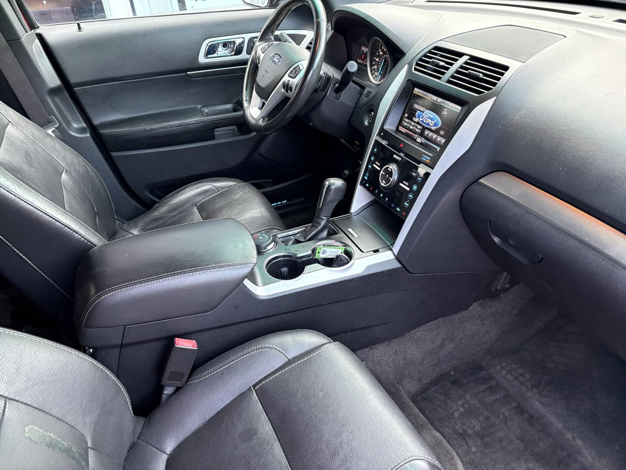 Ford Explorer Sport 4WD 2015