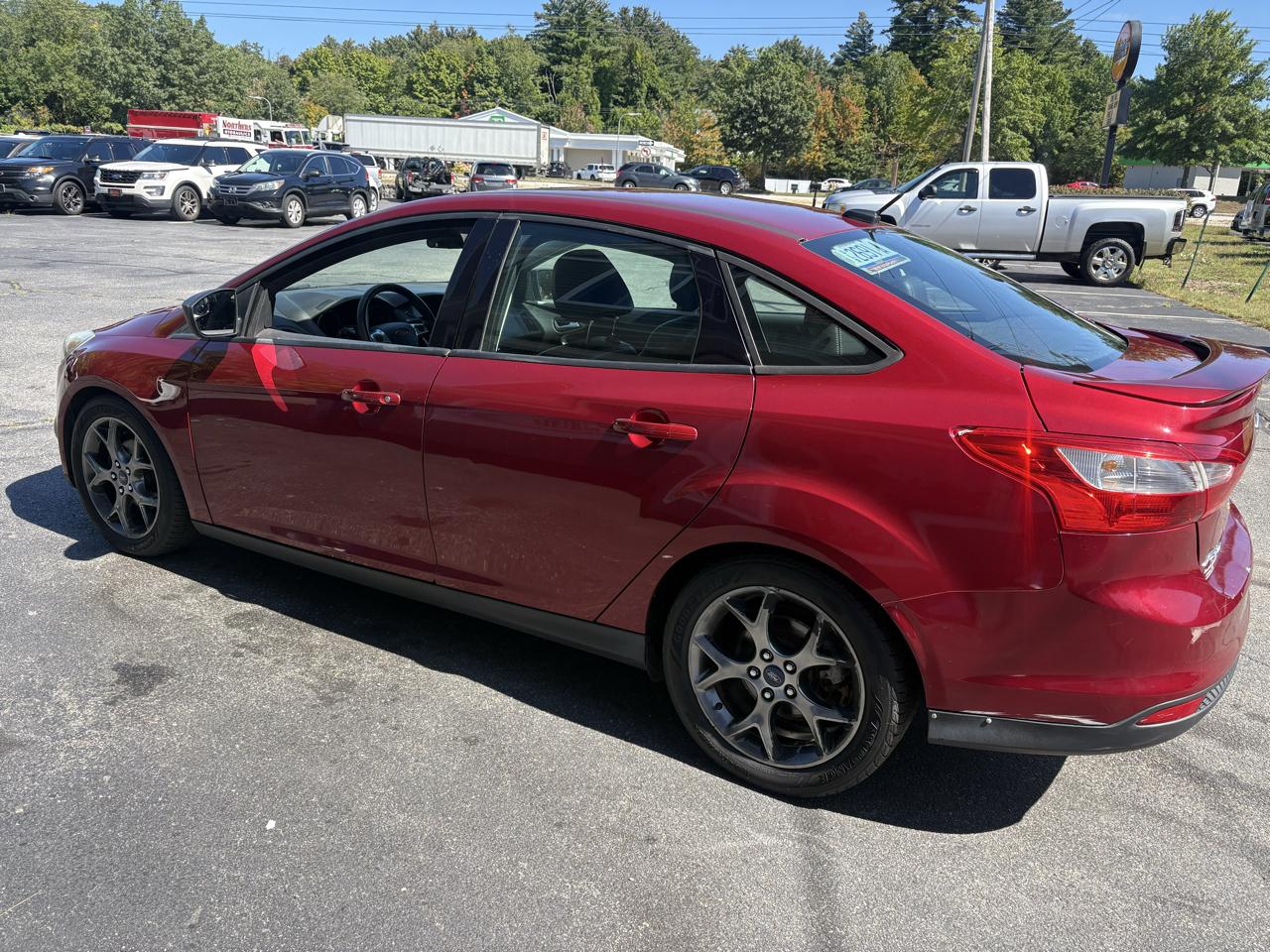 Ford Focus SE Sedan 2014