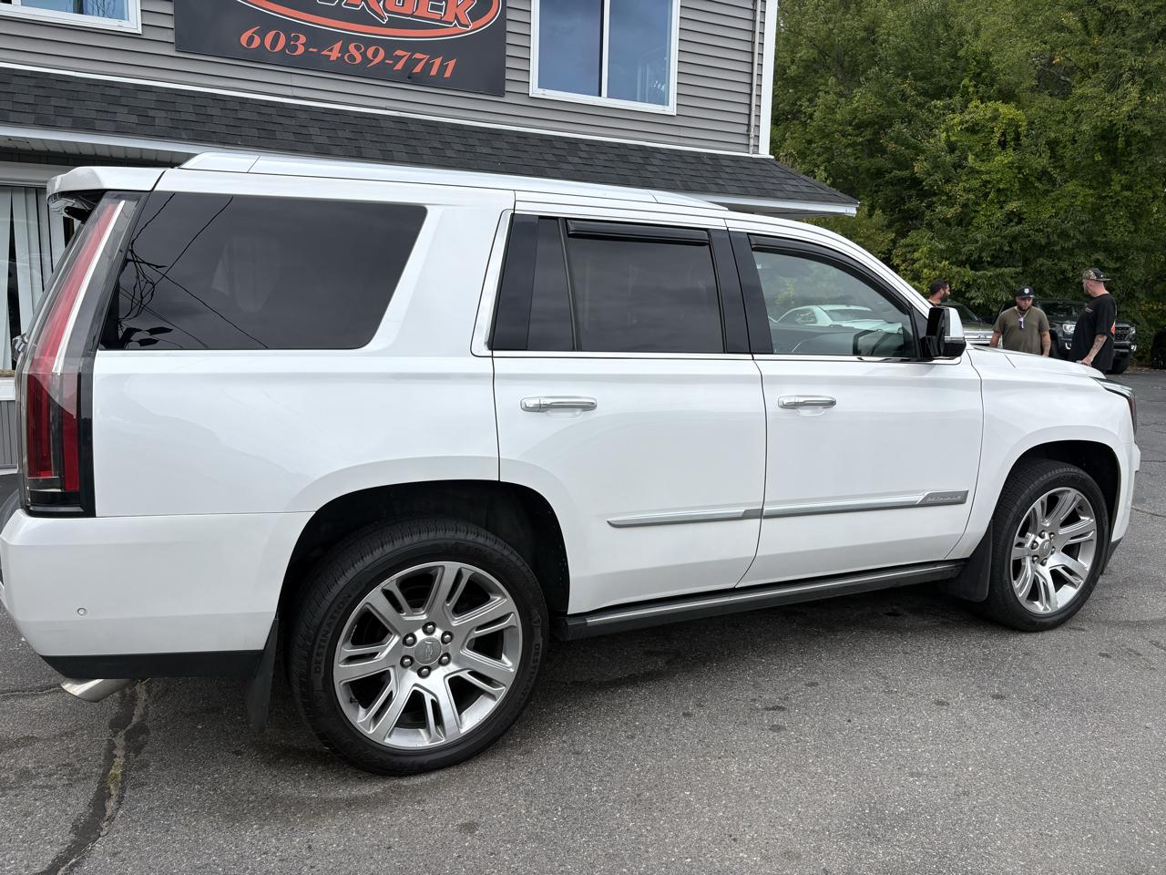 Cadillac Escalade Premium 4WD 2018