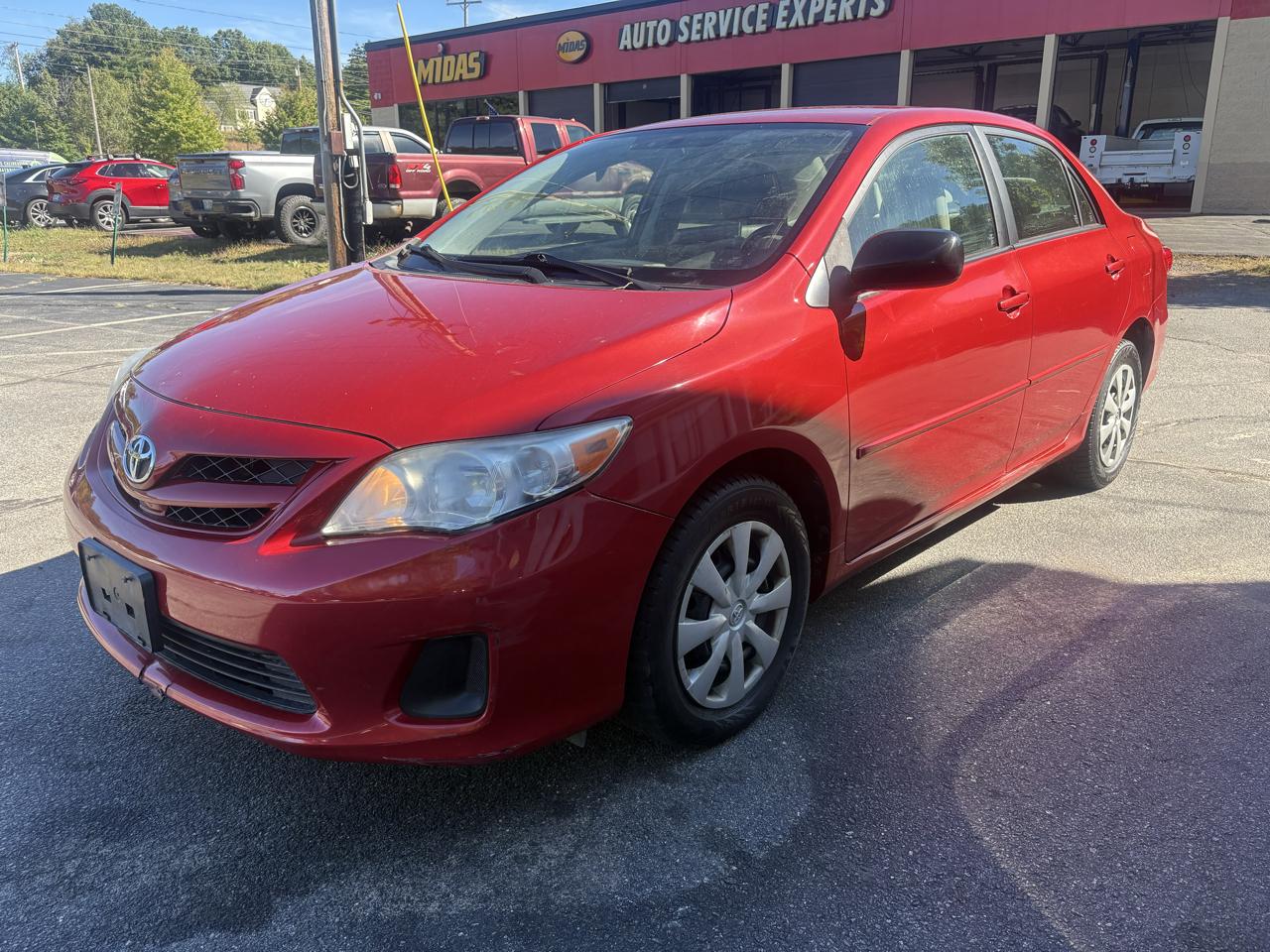 Toyota Corolla LE 4-Speed AT 2011