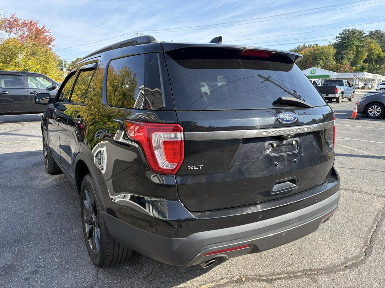 Ford Explorer XLT 4WD 2017