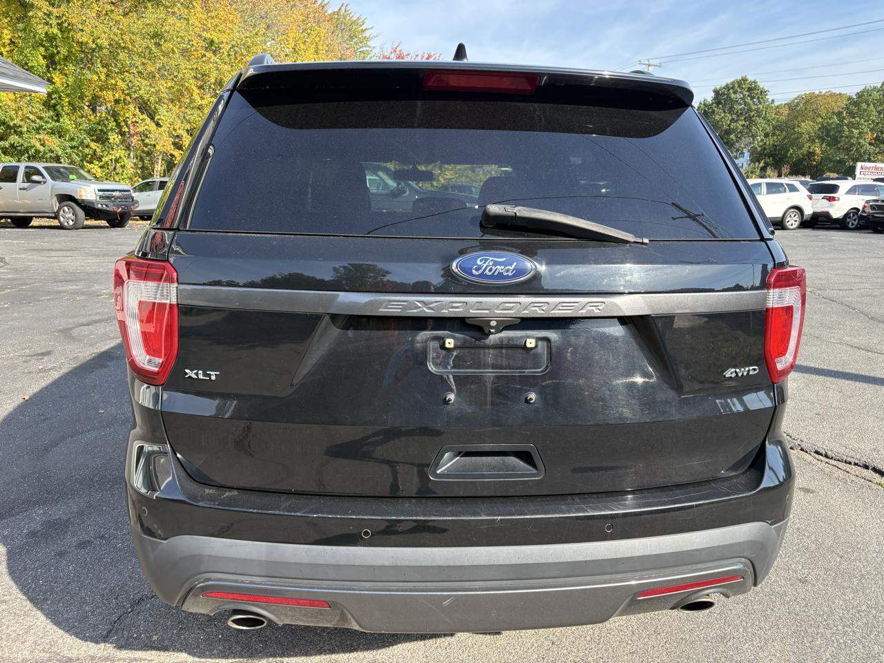Ford Explorer XLT 4WD 2017