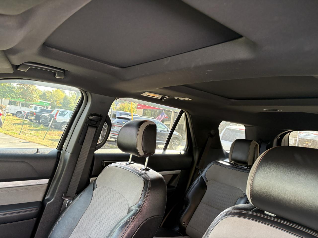 Ford Explorer XLT 4WD 2017