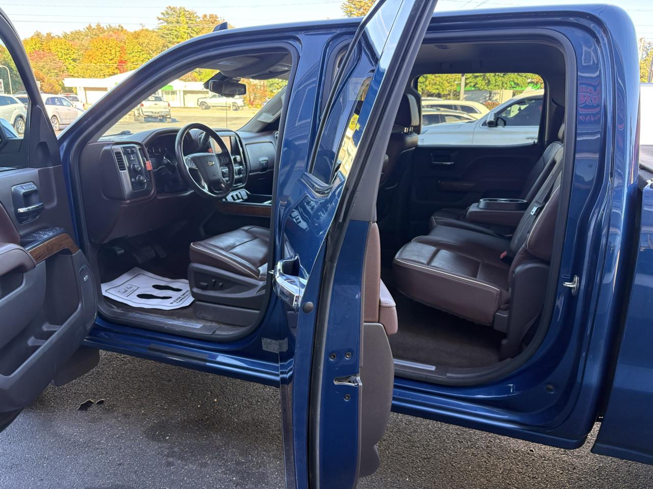 Chevrolet Silverado 1500 High Country Crew Cab 4WD 2015