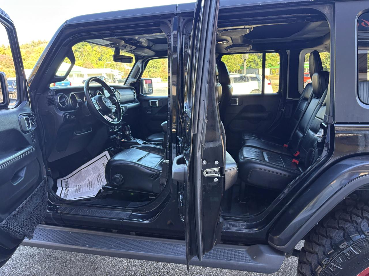 Jeep Wrangler Unlimited Sahara 2018