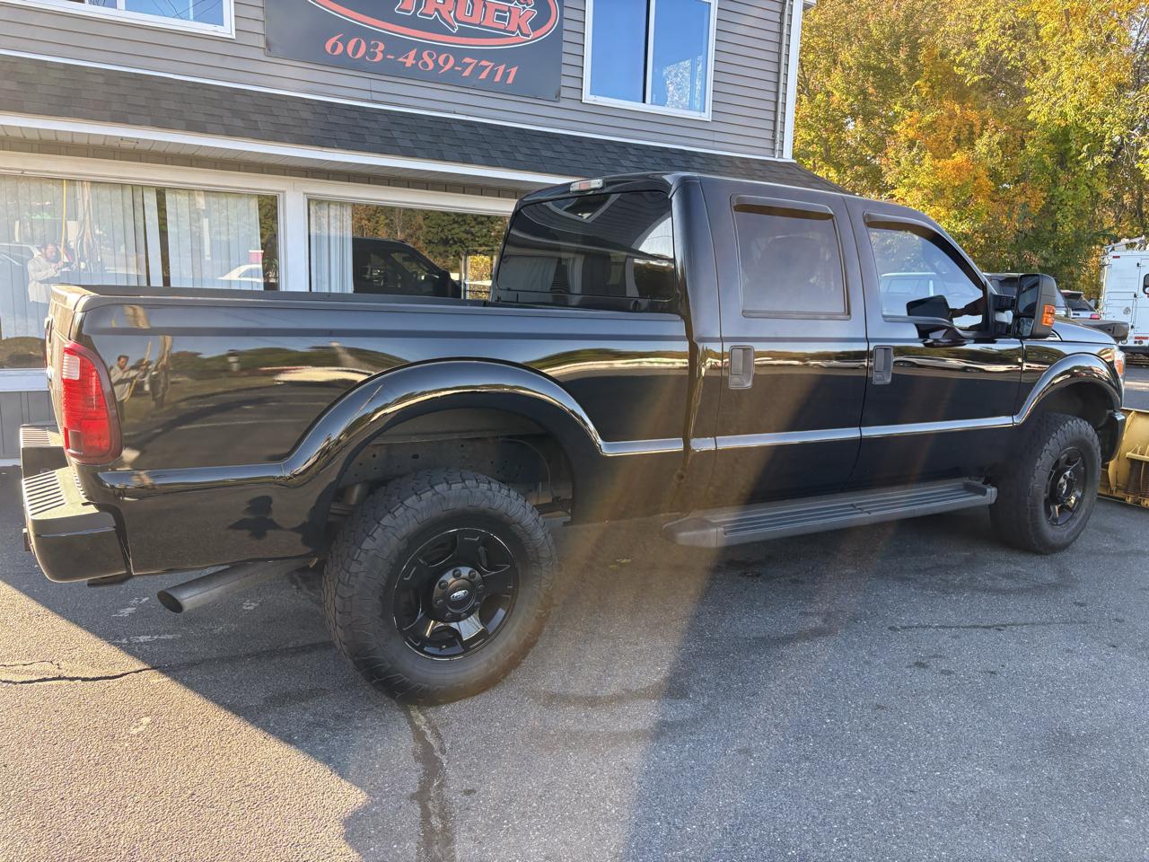 Ford F-250 SD XLT Crew Cab 4WD 2016