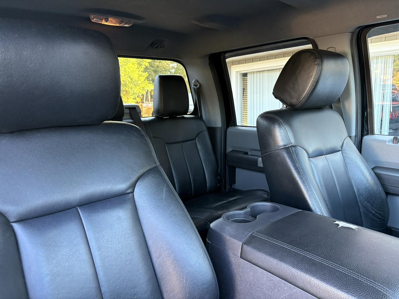 Ford F-250 SD XLT Crew Cab 4WD 2016