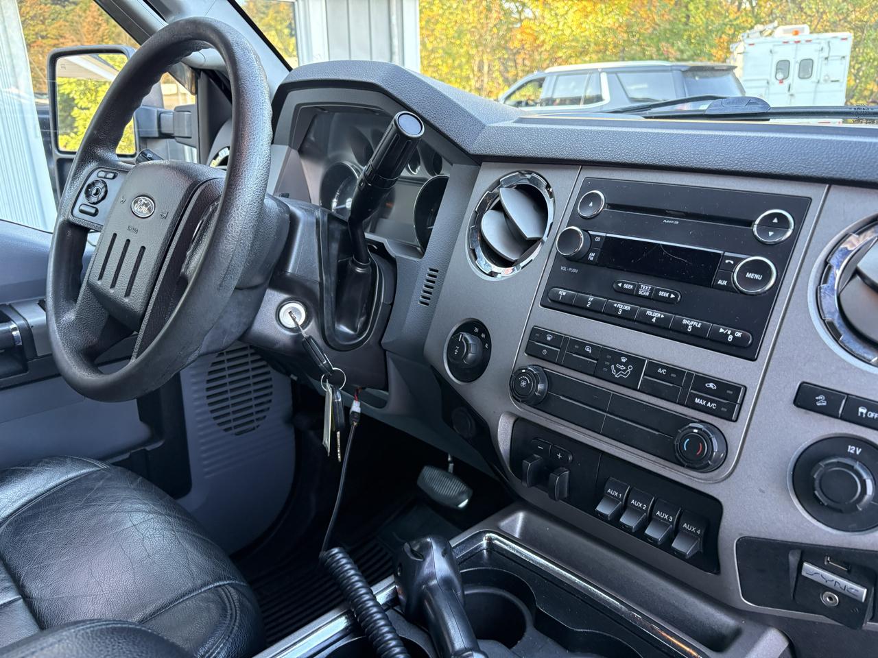 Ford F-250 SD XLT Crew Cab 4WD 2016