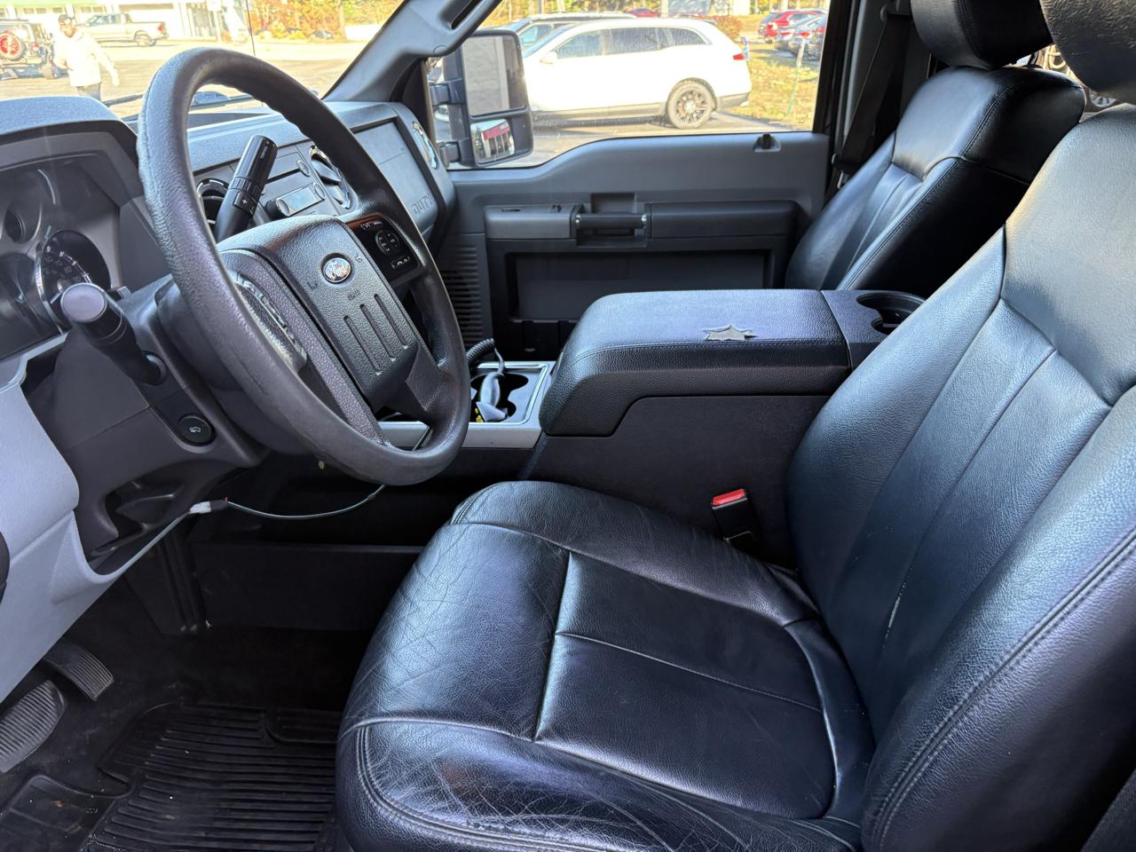 Ford F-250 SD XLT Crew Cab 4WD 2016