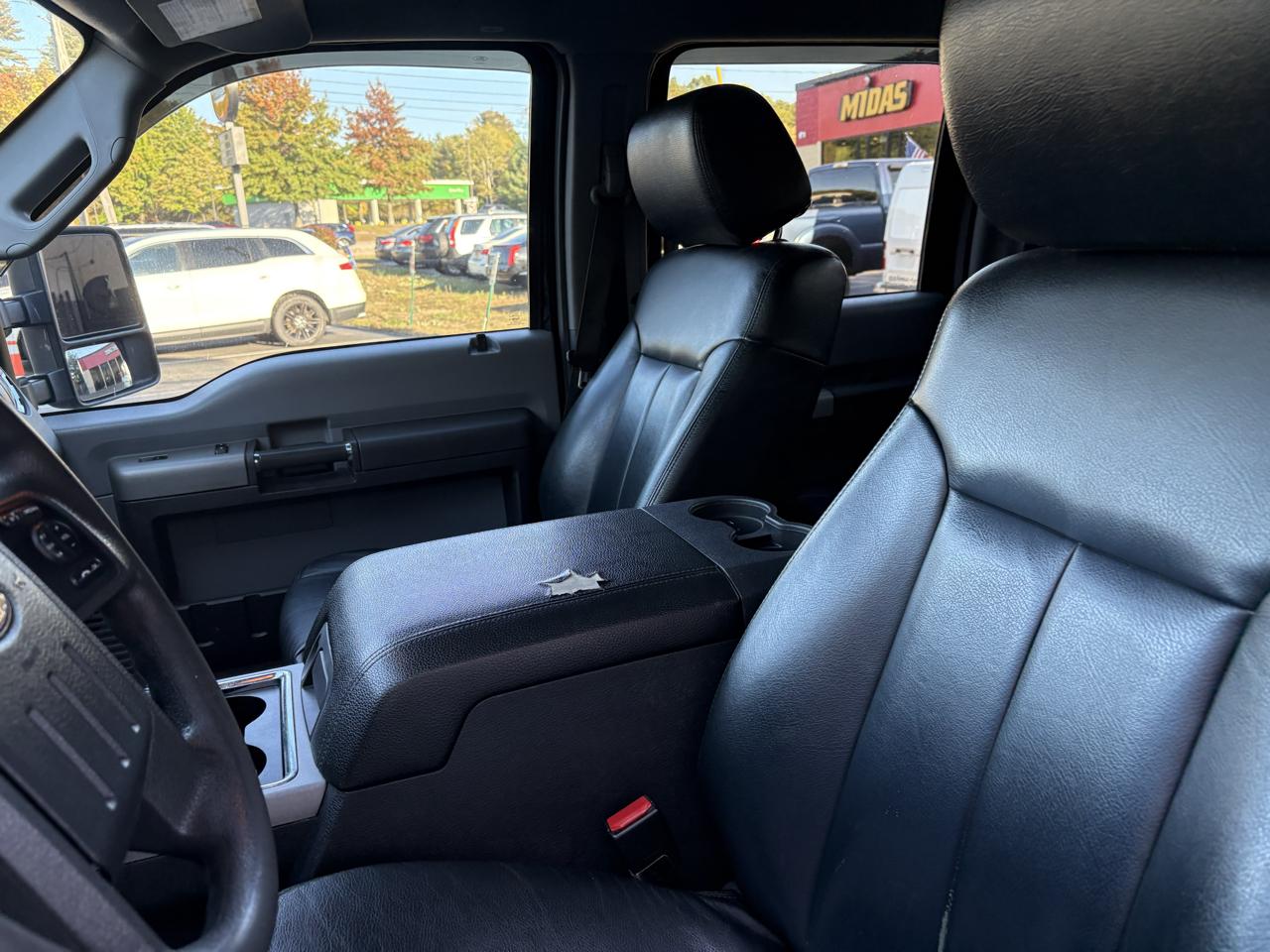 Ford F-250 SD XLT Crew Cab 4WD 2016