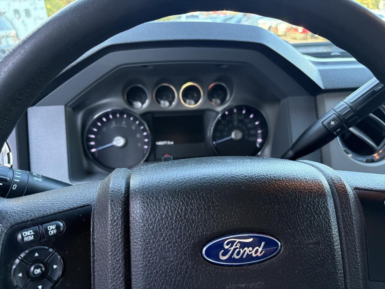 Ford F-250 SD XLT Crew Cab 4WD 2016