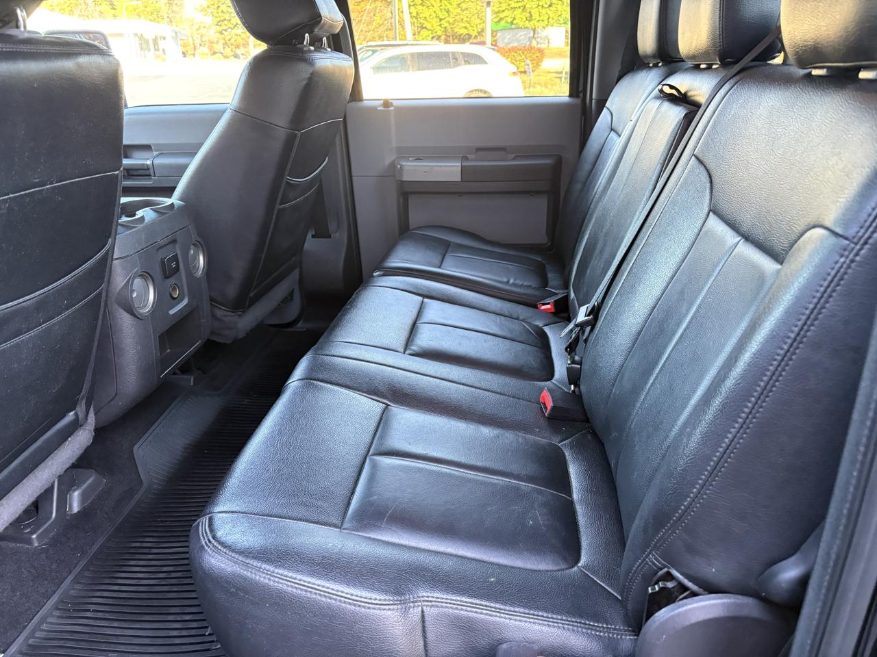 Ford F-250 SD XLT Crew Cab 4WD 2016