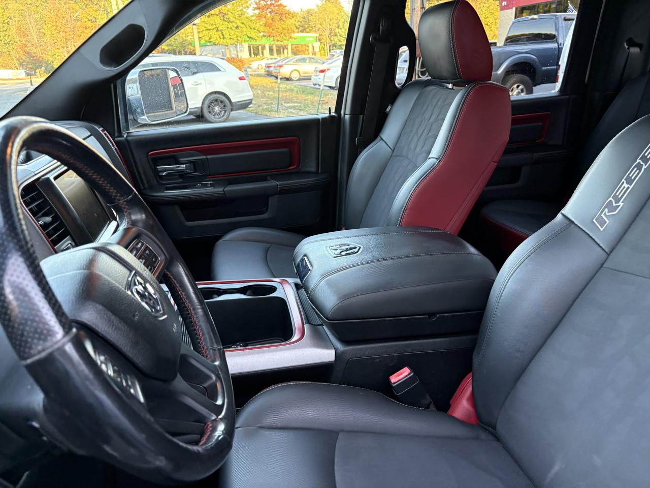 RAM 1500 Rebel Crew Cab SWB 4WD 2017