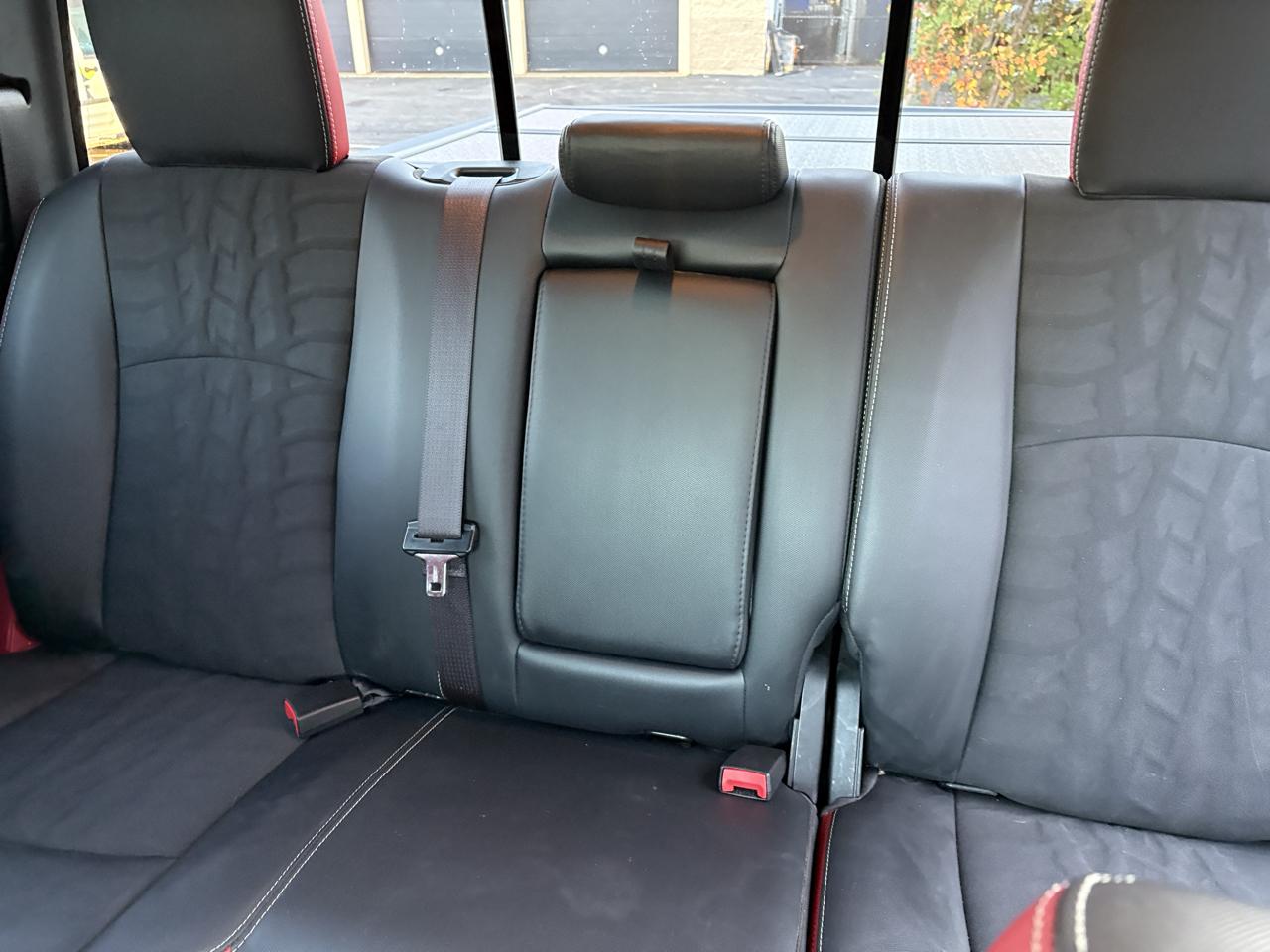 RAM 1500 Rebel Crew Cab SWB 4WD 2017