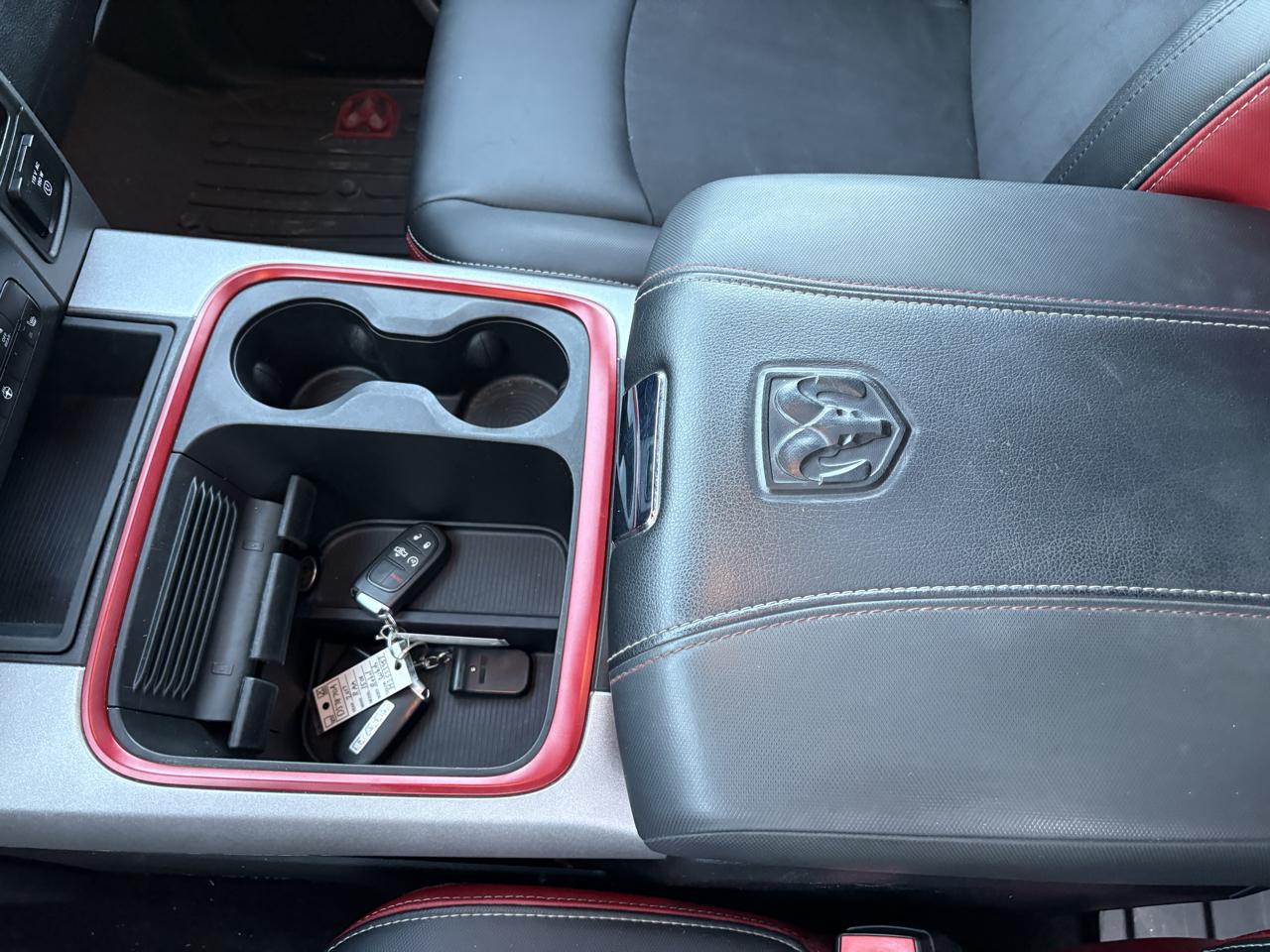 RAM 1500 Rebel Crew Cab SWB 4WD 2017