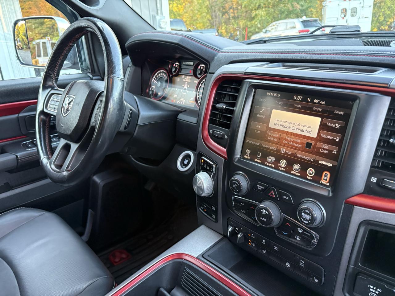 RAM 1500 Rebel Crew Cab SWB 4WD 2017