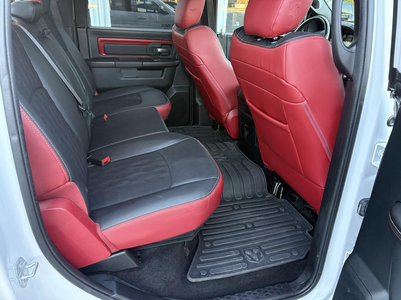 RAM 1500 Rebel Crew Cab SWB 4WD 2017