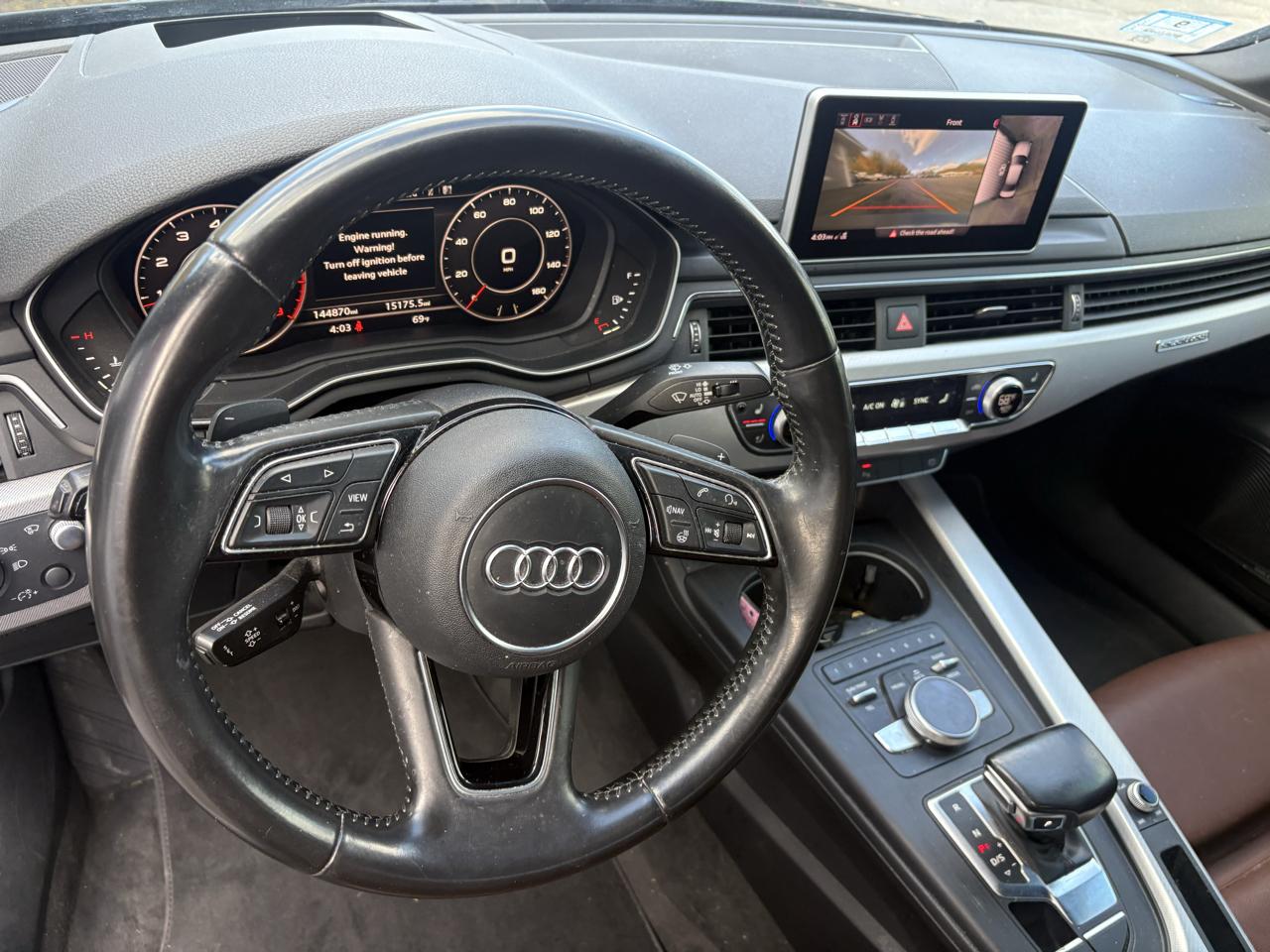 Audi A4 2.0T Prestige quattro Sedan 2017