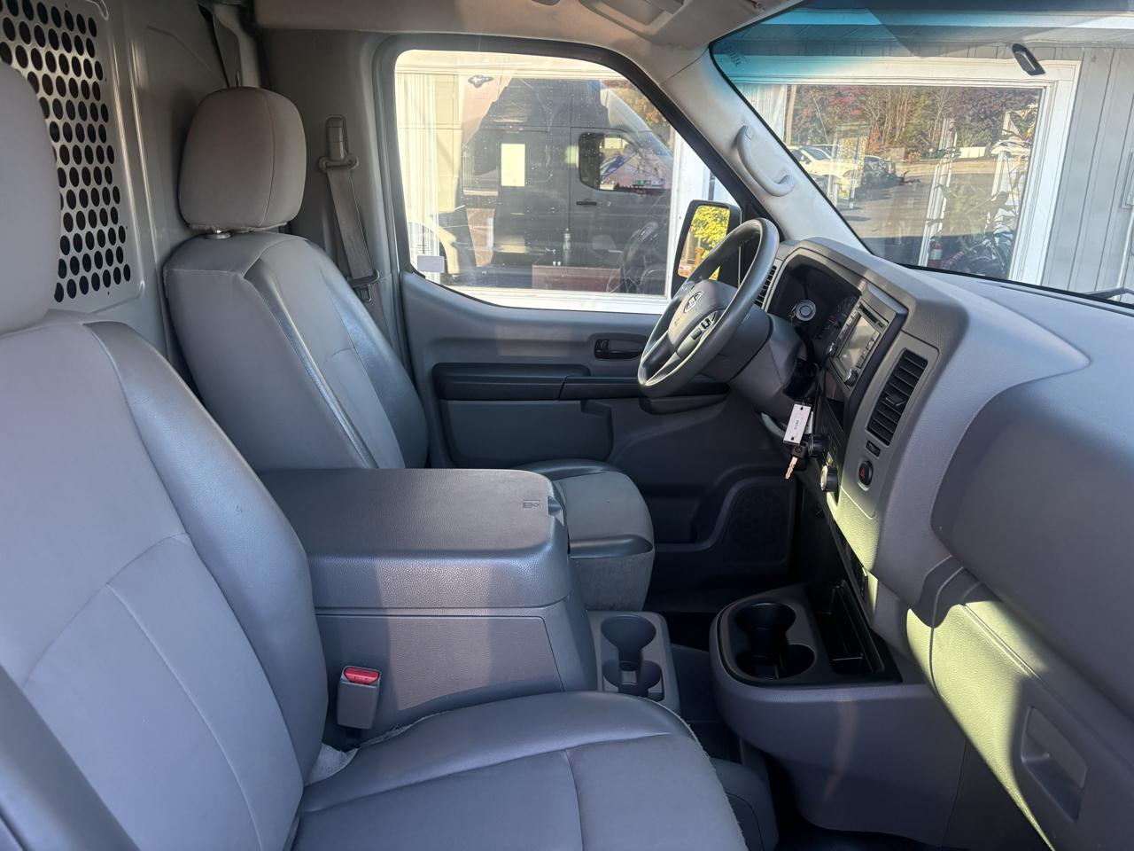 Nissan NV Cargo 2500 HD S V6 High Roof 2019