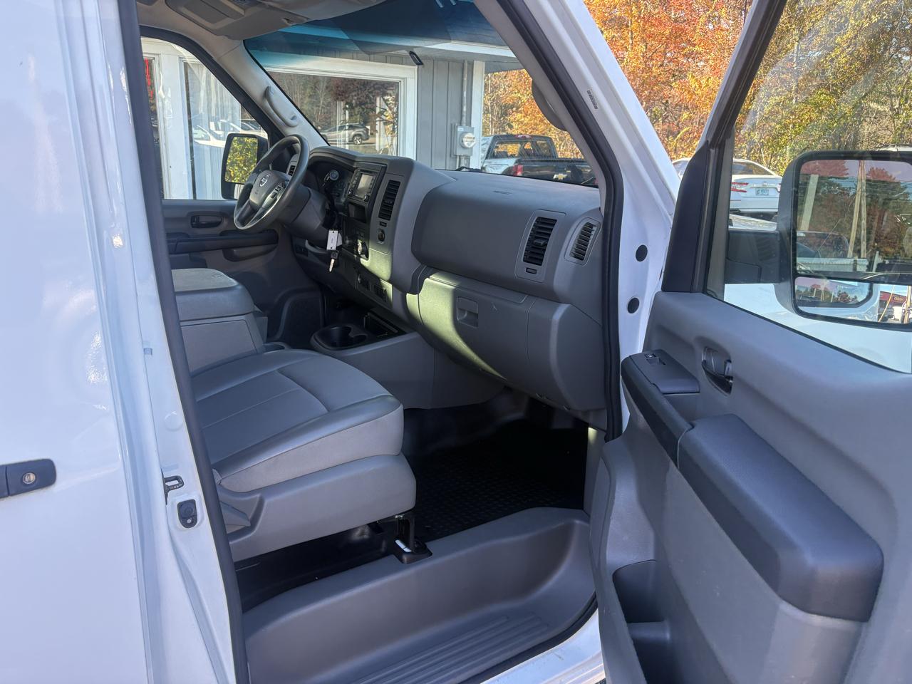 Nissan NV Cargo 2500 HD S V6 High Roof 2019