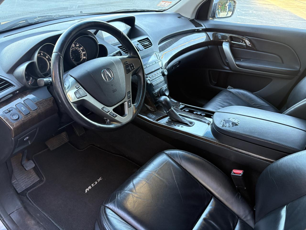 Acura MDX 6-Spd AT w/Tech Package 2012