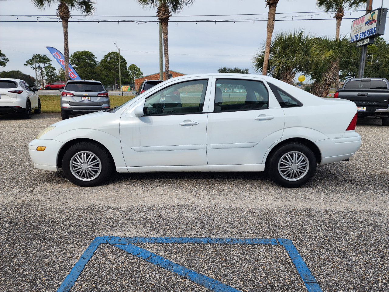 Ford Focus 4dr Sdn LX Base 2002