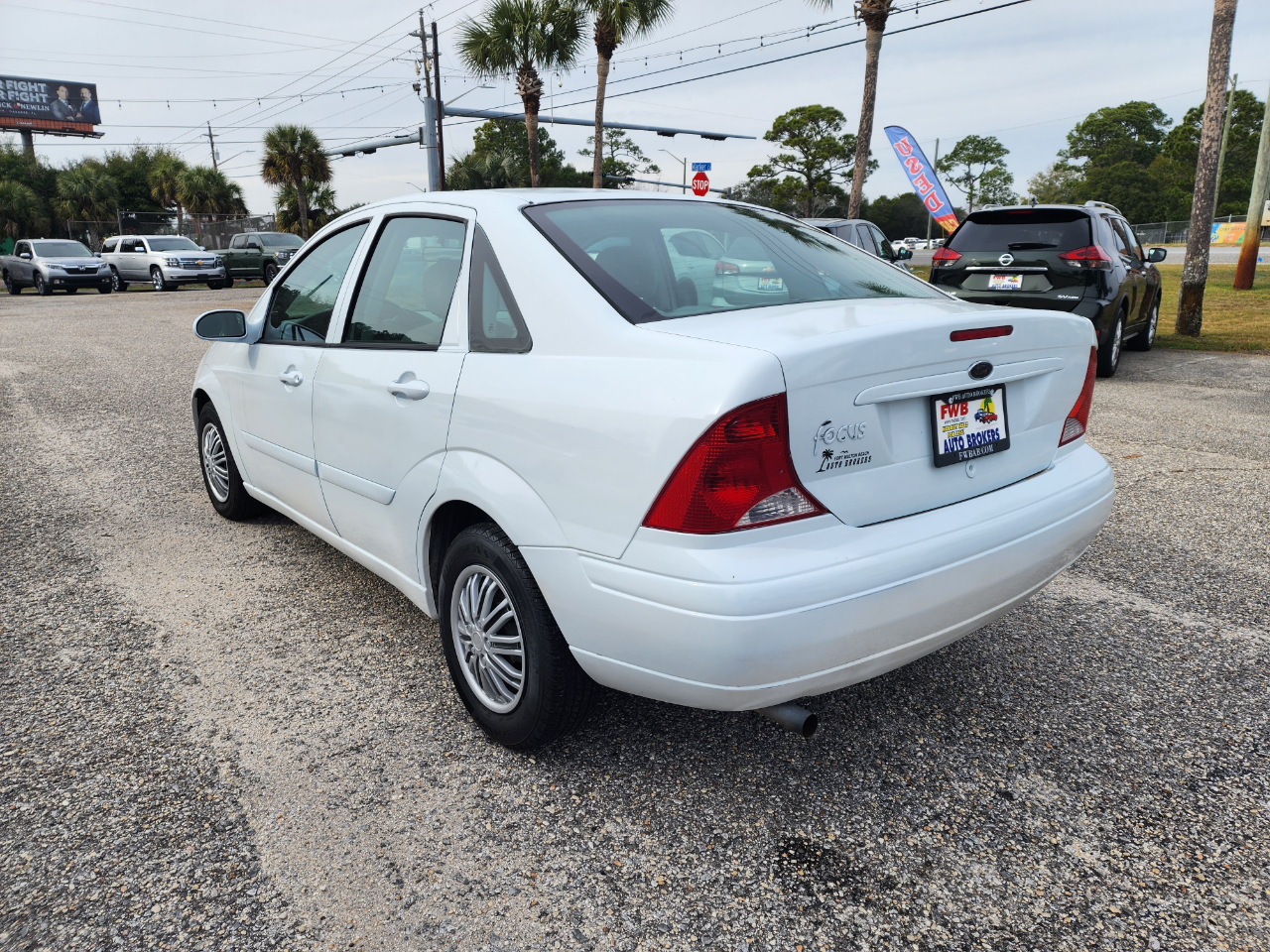 Ford Focus 4dr Sdn LX Base 2002