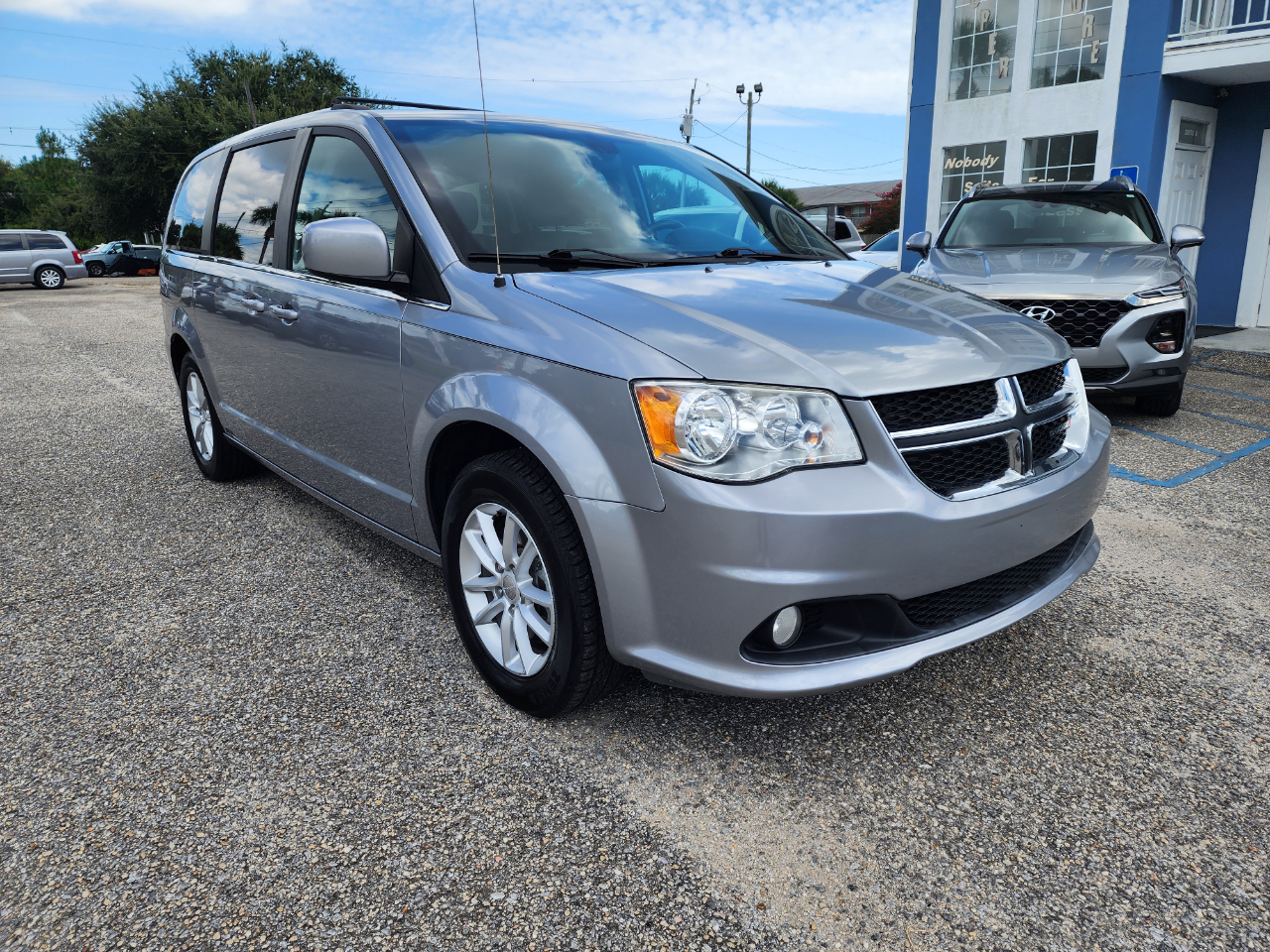 Dodge Grand Caravan SXT Wagon 2019 Dodge Grand Caravan SXT Wagon 2019