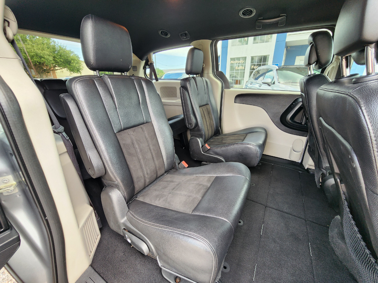 Dodge Grand Caravan SXT Wagon 2019 Dodge Grand Caravan SXT Wagon 2019