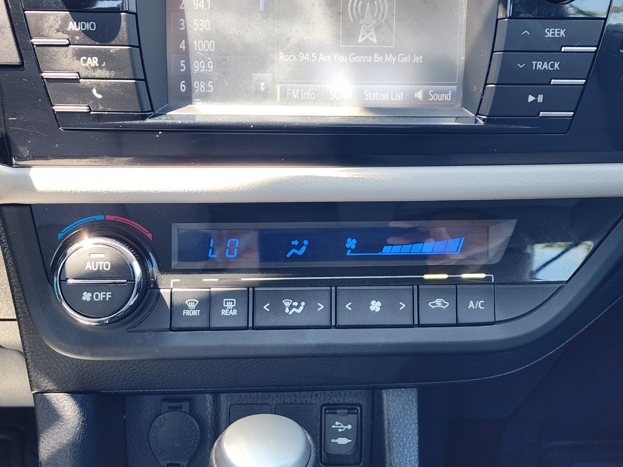 Toyota Corolla  2015 Toyota Corolla  2015