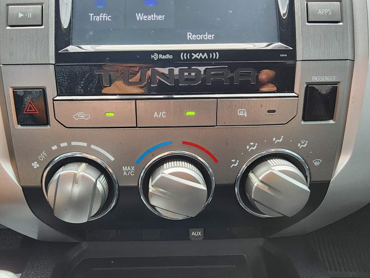 2017 Toyota Tundra SR5 photo 16