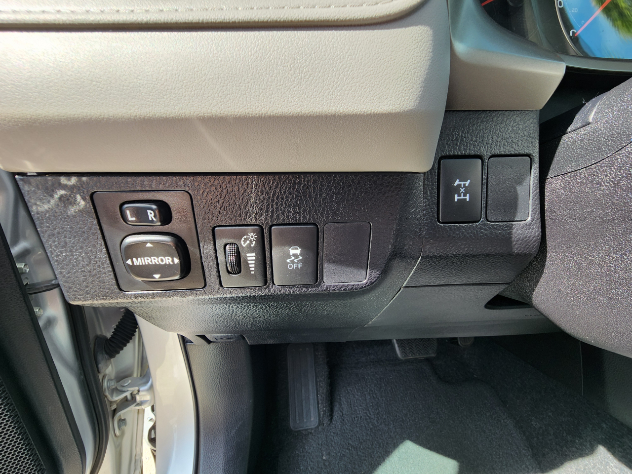 Toyota RAV4 LE AWD 2014 Toyota RAV4 LE AWD 2014